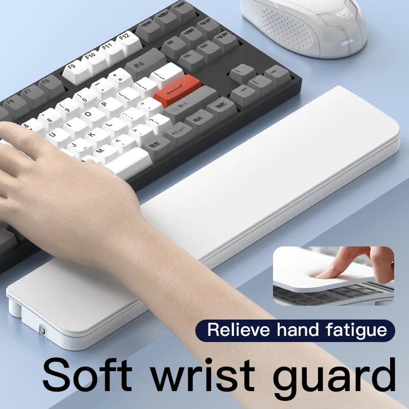 Level Up Cleaning Set: Ultimate Keyboard Solution for Cleaning & Comfort